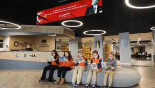 Kirazlimanı Gençlik Kütüphanesi Çocukları Ağırladı