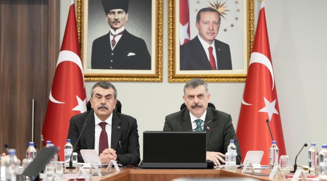 Vali Erol, İçişleri ve Milli Eğitim Bakanlarının Başkanlığında Düzenlenen VKS Toplantısına Katıldı