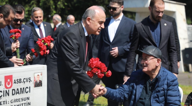 Arefe Gününde, Şehitlerimiz Dualarla Yad Edildi