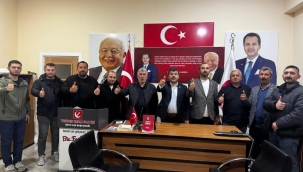 Başkan Üstündağ: "Dava Adamı Makam İçin Değil, Hak İçin Mücadele Eder"