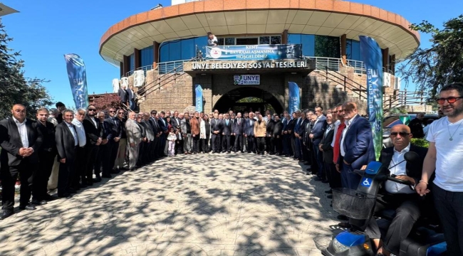 Bir Ünye Klasiği: Kent Bayramlaşması Bu Bayram da Sürdü