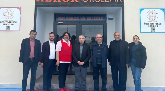 Eski İçişleri Bakanı Şahin ve Başkan Yankuncu'dan Rekor Okulları'na Ziyaret
