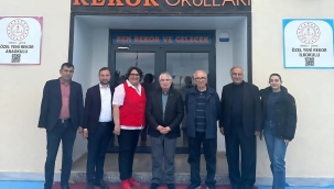Eski İçişleri Bakanı Şahin ve Başkan Yankuncu'dan Rekor Okulları'na Ziyaret