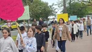Ünye Sahilinde "Sağlık İçin Hareket Et Günü" Yürüyüşü