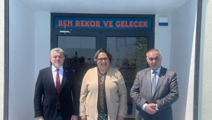 Yunus Emre Sigorta'dan Rekor Okulları'na Ziyaret