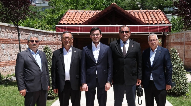 Başkan Yazıcıoğlu Ünyeli Muhtarları Ağırladı