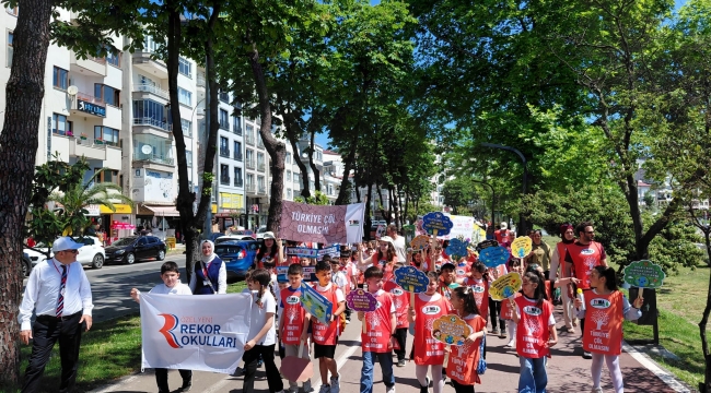 "Dünya Çevre Günü"nde Ünye'de Doğa İçin Yürüdüler