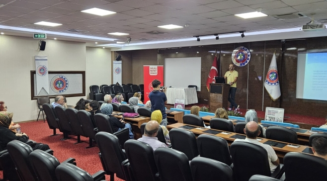 Ünye'de Yaş Alırken Unutmamak: Beyin Sağlığını Korumak Mümkün mü? Semineri Gerçekleştirildi