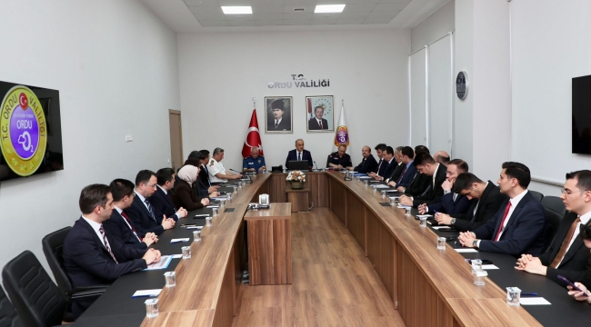 Vali Erol, "Birbirimize Sahip Çıkalım"