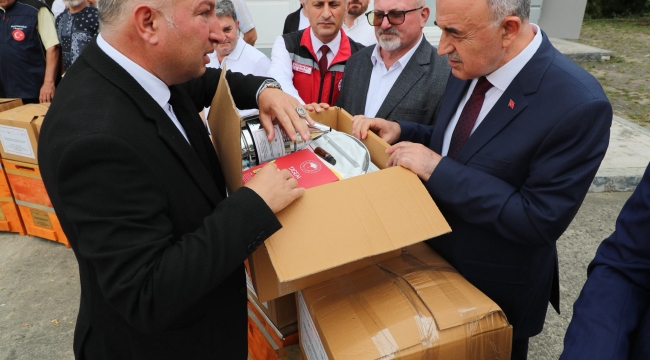 Arıcılara, Arı Zehiri Toplama Ekipmanları Dağıtıldı