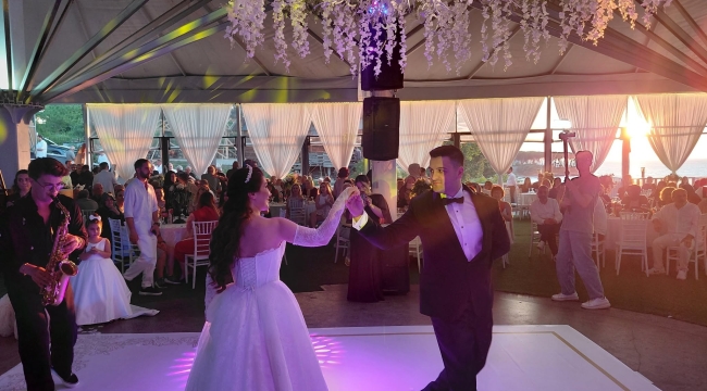 Ünye'de Ayça Karaoğlu ile Hasan Kürşad Korkmaz Hayatlarını Birleştirdi