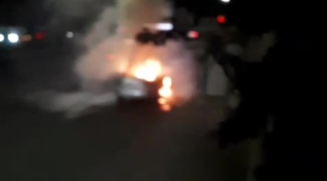 Ünye'de Hareket Halindeki Otomobil Alev Aldı