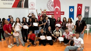 Ünye Dövüş Sanatları Spor Kulübü'nden Malatya'da Madalya Yağmuru: 25 Madalya, Takım Halinde İkincilik
