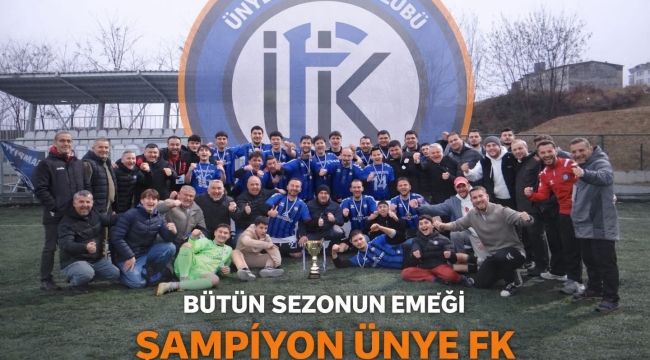 Ünye FK'da Başkandan Başarılı Yönetim Kuruluna Teşekkür Plaketi