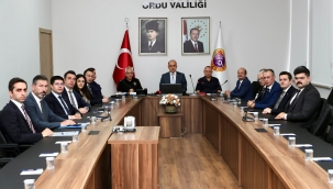 Vali Erol: "Patpatla Yolcu Taşıma İşine Göz Yumulmayacak. Trafikten Men Etmeye Kadar Gidecek"